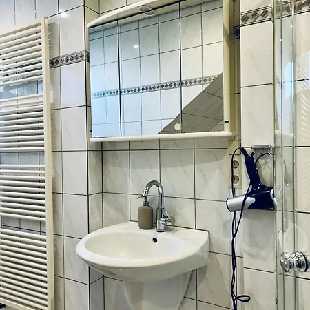 Ahrtal 2-zimmer-ferienwohnung Falkenhorst Apartmán *